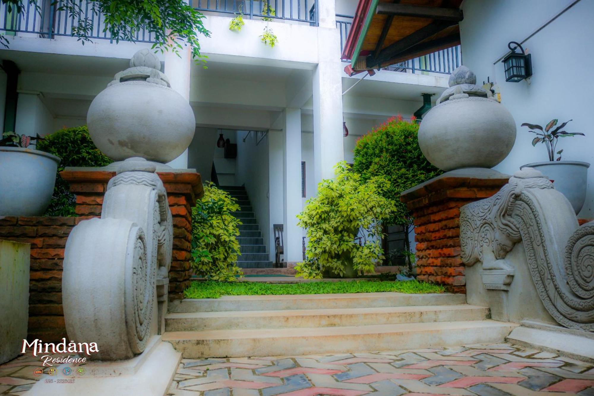 Mindana Residence Anuradhapura Ngoại thất bức ảnh
