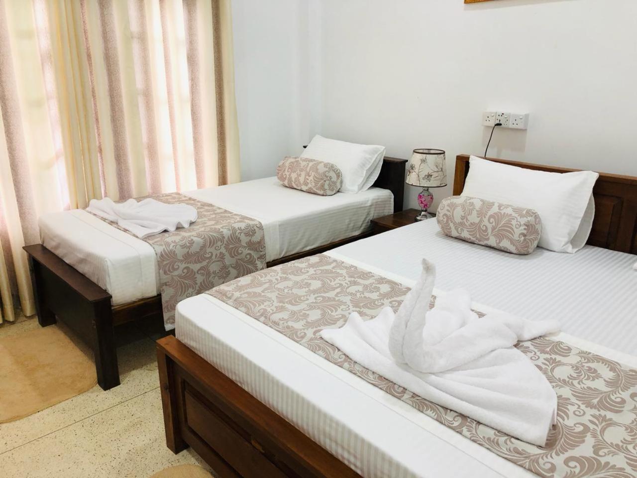 Mindana Residence Anuradhapura Ngoại thất bức ảnh
