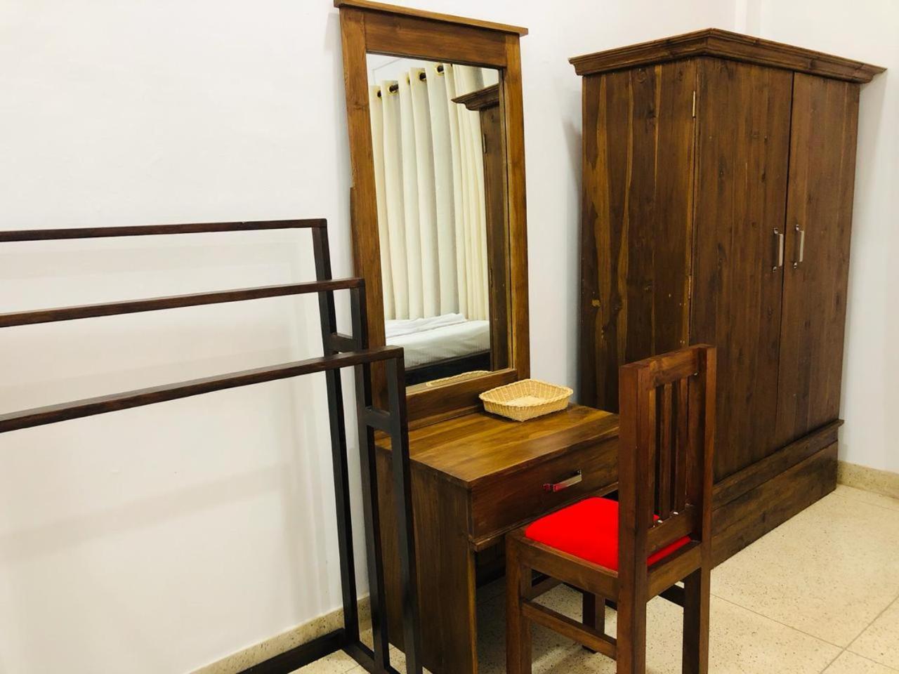 Mindana Residence Anuradhapura Ngoại thất bức ảnh
